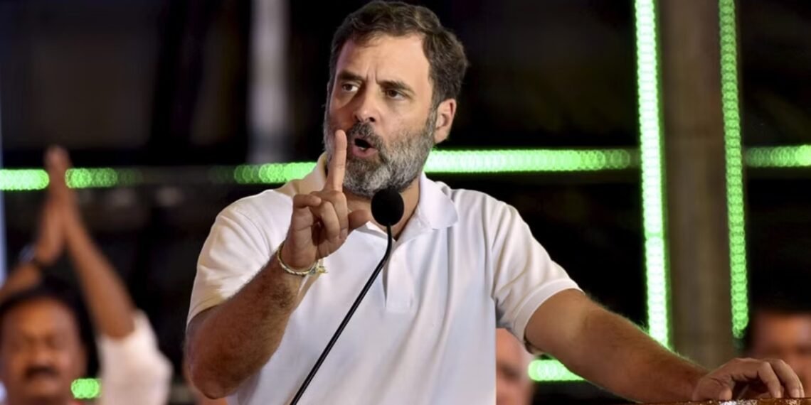 মহিলাই বছৰি পাব ১ লাখকৈ টকা, ৰাহুল গান্ধীয়ে দিলে ভৰষা