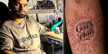 হাতৰ টাটুত অঁকা ঘড়ীত সময় ২ বাজি ২০ মিনিট, এই টাটুৰ অৰ্থ কি? মুখ খুলিলে ৰিংকু সিঙে