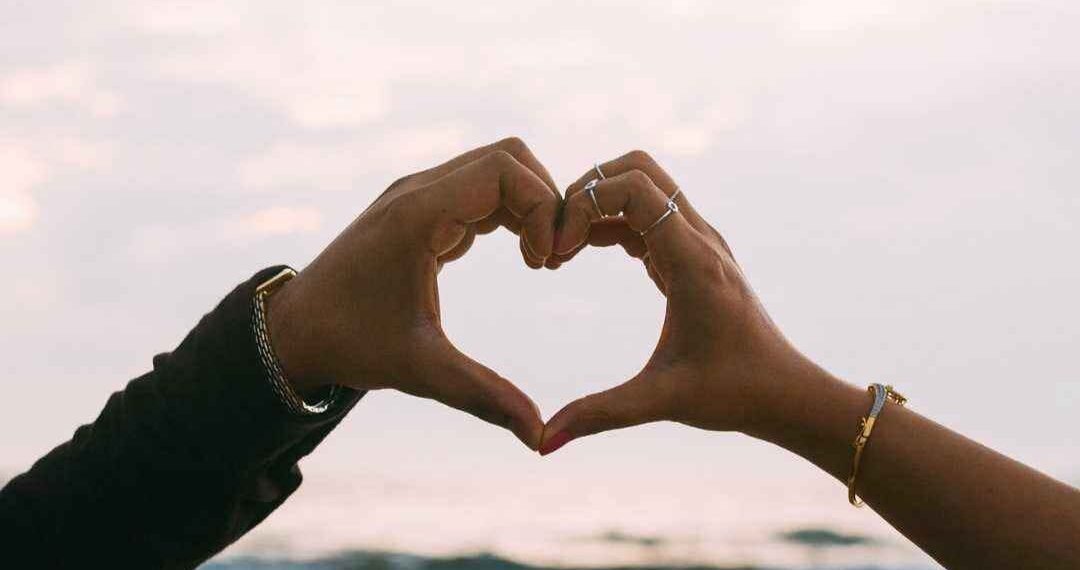 ইয়াকেই প্ৰেম বোলে নেকি? ৩ সন্তানক এৰি কিশোৰৰ সৈতে পলাল বোৱাৰী, আইনী বিবাহ কেনেকৈ হ’ব?