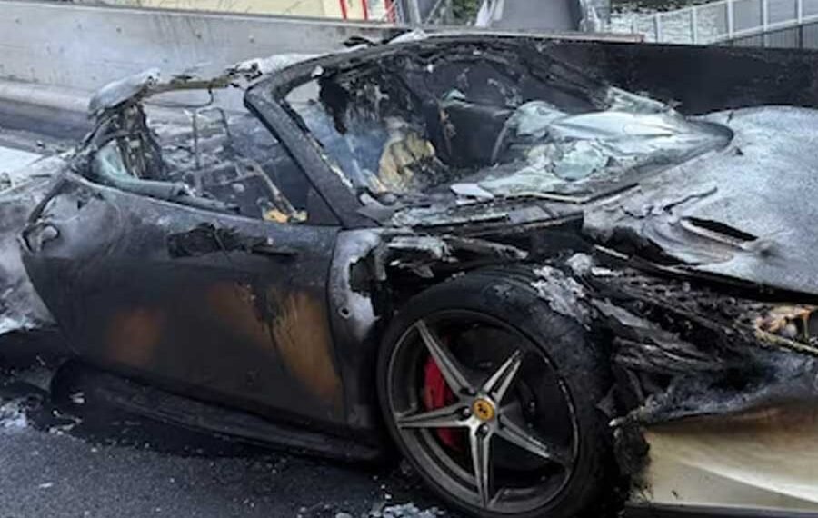 বাহন কিনিবলৈ ১০ বছৰ ধৰি জমা কৰিছিল ধন, ক্ৰয়ৰ মাত্ৰ দুই-তিনিঘণ্টাৰ ভিতৰতেই জ্বলি ছাই হ’ল আঢ়ৈ কোটিৰ বাহন, কিন্তু কেনেকৈ?