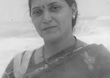 তিনিদিনীয়া শিশুটিক ৰাস্তাত পাই বুটলি আনিছিল নিঃসন্তান মহিলাগৰাকীয়ে, ১৩ বছৰীয়া সেই পালিত কন্যাই দুই প্ৰেমিকক লৈ হত্যা কৰিলে মাতৃক