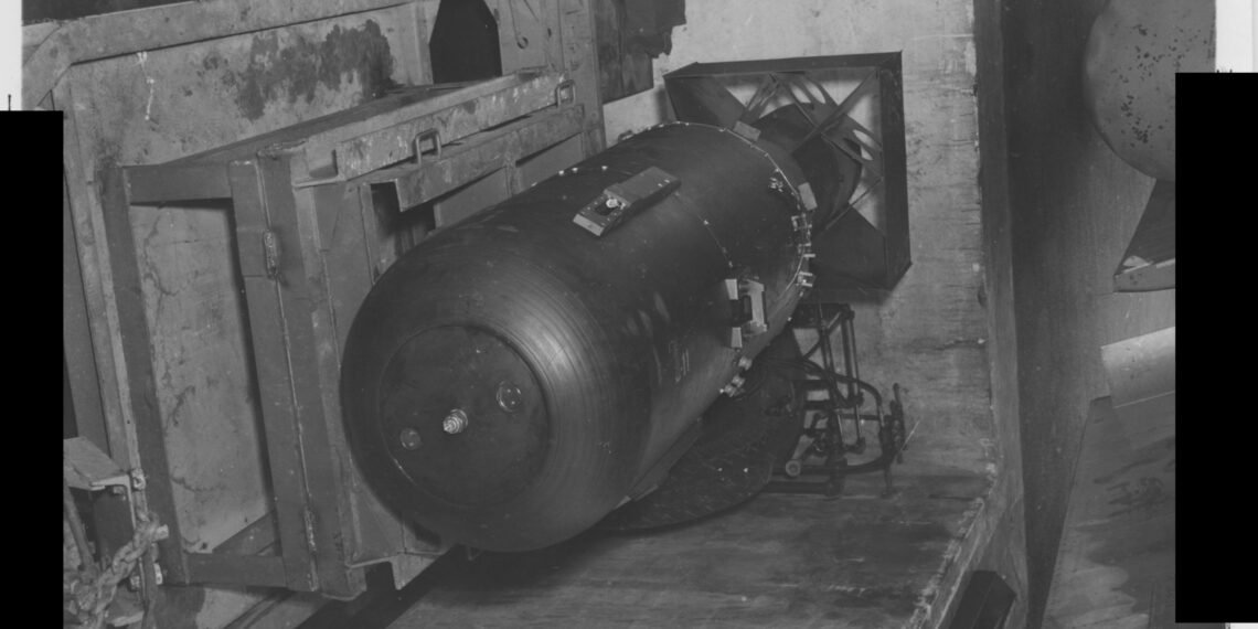 হিৰোছিমাৰ ‘লিটল বয়’তকৈ ৩ হাজাৰ গুণ শক্তিশালী, বিশ্বৰ কোন দেশত আছে এই পাৰমাণৱিক বোমা?