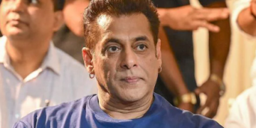 নাৰ্ভ আৰু মস্তিষ্কৰ বিৰল ৰোগত আক্ৰান্ত ছলমান খান! এই ৰোগৰ কোনো চিকিৎসা নাই নেকি? শৰীৰৰ যন্ত্ৰণাক লৈ কি কৈছে ভাইজানে?