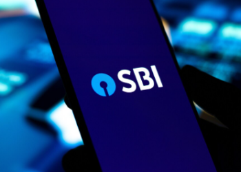 SBIত ৫বছৰৰ বাবে ৫লাখ টকাৰ FD কৰাৰ পৰিকল্পনা! কিমান টকা ৰিটাৰ্ন পাব?