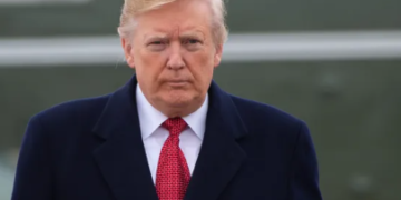 আমেৰিকাত কোনো কাৰণতেই প্ৰৱেশ কৰিব নোৱাৰিব এই ১২ দেশৰ নাগৰিকে, অন্য ৭দেশৰ নাগৰিকৰ ওপৰত আংশিক নিষেধাজ্ঞা, আঁৰত কি কাৰণ?