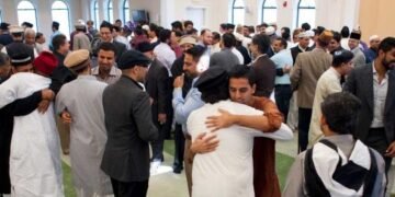 নিজকে মুছলমান দাবী কৰিলেও এইসকল লোকে কোনো কাৰণতে পাতিব নোৱাৰিব ঈদ, ঈদ পালনত নিষেধাজ্ঞা জাৰি কৰিলে শ্বাহবাজ শ্বৰিফৰ চৰকাৰে, নিয়ম ভাঙিলেই ভৰিব মোটা জৰিমনা