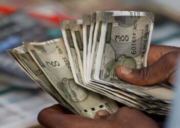 দিব নালাগে এটকাও সুদ, নিজা তথ্য দিলেই পাব ৫ লাখ পৰ্যন্ত ঋণ, জানক এই চৰকাৰী সুবিধা কোনে কোনে লাভ কৰিব?