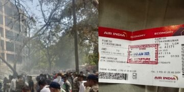 মিৰাকল…অভিশপ্ত বিমান দুৰ্ঘটনাত একমাত্ৰ ৰক্ষা পৰিছে ৰমেশ কুমাৰ বিশ্বাসৰ জীৱন, হাস্পতালৰ পৰা কি জনাইছে ৰমেশে?