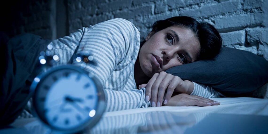 নিশা প্ৰায়েই টোপনি ভাঙি যায়? শৰীৰত কি মাৰাত্মক ৰোগে বাঁহ বান্ধিছে? নাজানিলেই চৰম বিপদত পৰিব পাৰে আপুনিও