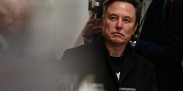 নতুন দলঃ মাৰ্কিন দ্বিদলীয় ব্যৱস্থাত নিৰ্বাচন খেলিব পাৰিবনে ইলন মাস্কে? তৃতীয় দলৰ বাবে কি কি নিয়ম? মাস্কৰ সন্মুখত ৬টা ডাঙৰ চেলেঞ্জ কি কি?