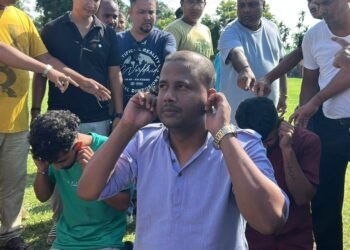 তপামূৰত চুলি গজাবলৈ গৈ ৰাইজৰ ৰোষত পংকজ পাঠক! প্ৰকৃত ঘটনা কি? জানক সবিশেষ তথ্য