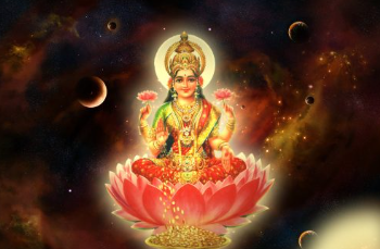 সুখ আৰু সমৃদ্ধিৰে ভৰপুৰ হ’ব জুলাই মাহ, সমগ্ৰ মাহজুৰি দেৱী লক্ষ্মীৰ কৃপা থাকিব এই ৫ৰাশিৰ ওপৰত