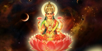 সুখ আৰু সমৃদ্ধিৰে ভৰপুৰ হ’ব জুলাই মাহ, সমগ্ৰ মাহজুৰি দেৱী লক্ষ্মীৰ কৃপা থাকিব এই ৫ৰাশিৰ ওপৰত