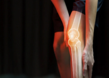 হাড়ৰ কৰ্কটৰ লক্ষণ কেনে হয়? এই ৫ সংকেত অৱহেলা কৰিলেই ভয়ংকৰ বিপদ