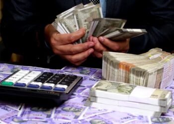 মাহিলী ১২,৫০০ টকাকৈ বিনিয়োগ কৰি ১৫ বছৰত পাব মুঠ ৪০লাখ টকা, ক’ত কেনেকৈ বিনিয়োগ কৰিব লাগিব?