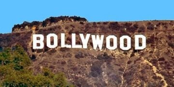 ৩ বছৰত ১৭ খনকৈ হিট চিনেমা, আজিলৈ অক্ষত সেই ৰেকৰ্ড, বলীউডৰ প্ৰথম ছুপাৰষ্টাৰ আখ্যা