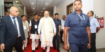 মোদীজীক যিমানেই গালি পাৰিব সিমানেই বেছিকৈ পদুম ফুলিব, ৰাহুল গান্ধীয়ে ৰাজহুৱাকৈ ক্ষমা খুজিব লাগিবঃ অমিত শ্বাহ