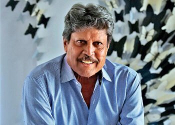 কপিল দেৱৰ প্ৰেমকাহিনী! বিবাহৰ পূৰ্বে বলিউড নায়িকাৰ প্ৰেমত হাবুডুবু খাইছিল ক্ৰিকেটাৰ কপিল দেৱে, কোন আছিল ভাৰতৰ বিশ্বকাপজয়ী অধিনায়কৰ প্ৰেয়সী?