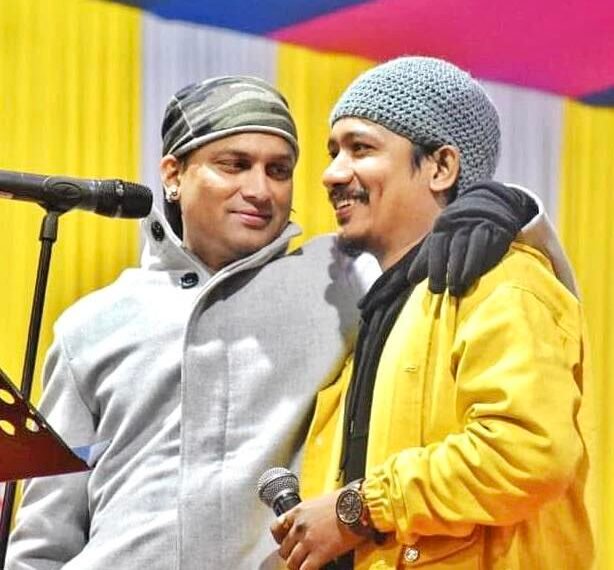 লাজৰ কথা আমি এতিয়া পোষ্ট লিখি ন্যায়ৰ দাবী কৰিবলগীয়া হৈছে, এইকেইজনক যদি ধৰিব পৰা নাই পলাতক ঘোষণা কৰকঃ আচুৰ্য্য বৰপাত্ৰ গোঁহাই