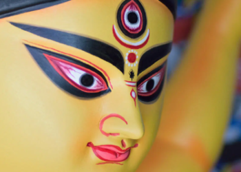 দেৱীপক্ষৰ আৰম্ভণিতেই সূৰ্যগ্ৰহণ! কোন কোন ৰাশিৰ জীৱনত ইয়াৰ শুভ প্ৰভাৱ পৰিব? কোন কোন ৰাশিৰ জাতক সতৰ্ক হৈ থাকিব?