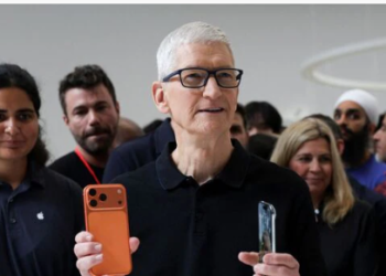 প্ৰতীক্ষাৰ অৱসান!  iphone 17 চিৰিজৰ একাধিক মডেল প্ৰকাশ কৰিলে এপল ইভেণ্টত, ভাৰতত কিমান হ’ব দাম?