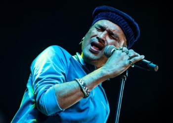 ধুমুহাৰ সতে মোৰ বহু যুগৰে নাচোন… ধুমুহাৰ সৈতে খেলা কৰি উভতি নহাৰ বাটেৰে গুচি গ’ল হাৰ্টথ্ৰৱ জুবিন