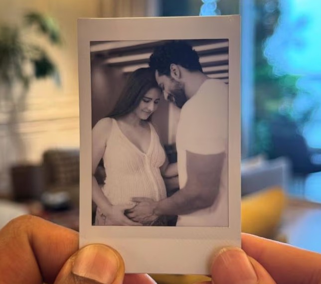 জীৱনৰ আন এক অধ্যায়ৰ আৰম্ভণি… কেটৰিনা আৰু বিকিয়ে শ্বেয়াৰ কৰিলে সুখবৰ