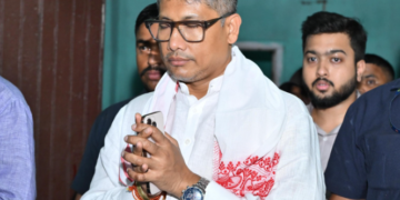 জুবিন দাৰ গান শুনি যৌৱন পাৰ কৰিছো, জুবিন দাৰ গান শুনিয়েই মানুহ হৈছো…জুবিন গাৰ্গক লৈ কি কৈছে মন্ত্ৰী পীয়ুষ হাজৰিকাই?