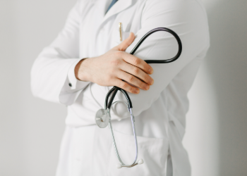 ফেটি লিভাৰৰ প্ৰথম সংকেত! ভৰিৰ এই লক্ষণ দেখিলেই সাৱধান