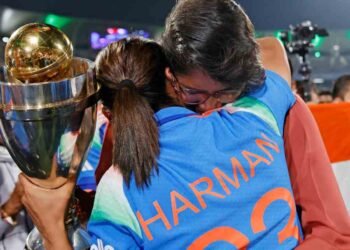 বৰ্ডে দিছে ৫১ কোটি, প্ৰথমবাৰ বিশ্বকাপ জয় কৰি কিমান টকা লাভ কৰিছে ভাৰতীয় মহিলা ক্ৰিকেট দলে?