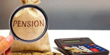 অষ্টম পে কমিছনৰ দৰমহা কেতিয়াৰে পৰা পাব চৰকাৰী কৰ্মচাৰীয়ে? কেন্দ্রই কি কৈছে?