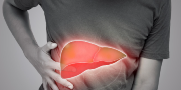 শৰীৰত এই ভিটামিন কমি গ’লে হ’ব পাৰে ফেটি লিভাৰ! কেনেকৈ ৰক্ষা পাব?