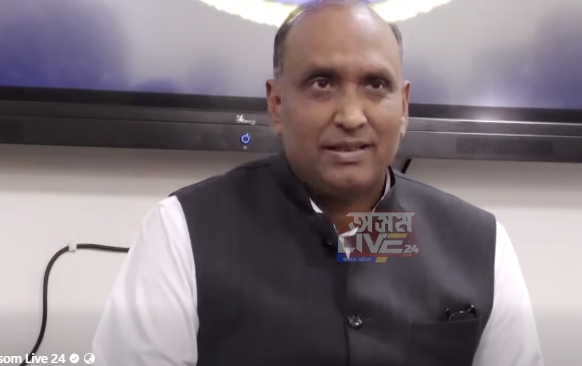 অমৃতপ্ৰভাই ছিংগাপুৰ ঘটনাক বিপথে পৰিচালিত কৰিবলৈ চেষ্টা চলাইছিল, সংবাদমেল পাতি বহুকেইটা ভয়ংকৰ তথ্য মুন্নাপ্ৰসাদ গুপ্তাৰ