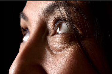 নিঃশব্দে কিডনিত ৰোগে বাঁহ বন্ধাৰ বিপদ সংকেত দিয়ে চকুৱে! কি কি লক্ষণ অৱহেলা কৰিলে বাঢ়িব মৃত্যুৰ শংকা?