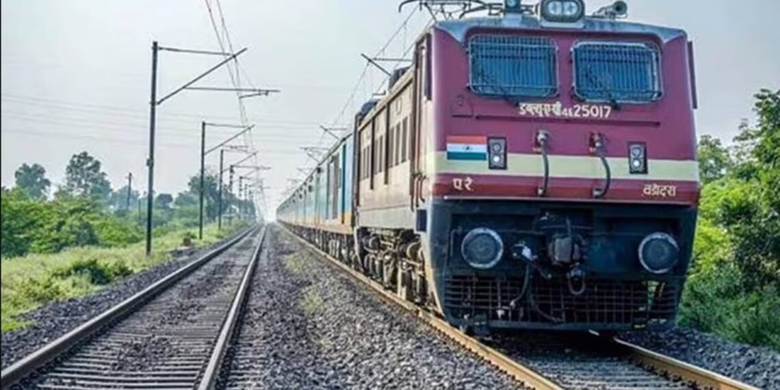 অতিকে শোকাৱহ, তীব্ৰবেগী ৰেলৰ খুন্দাত ৭ টাকৈ হাতীৰ অকাল মৃ***ত্যুৰ পাছতে ৰাজ্যত বাতিল বহু কেইখন ৰে’ল