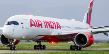 মদ্যপান কৰি বিমান উৰুৱাবলৈ লৈছিল এয়াৰ ইণ্ডিয়াৰ পাইলটে, আতংকিত যাত্ৰী, তাৰপিছত…