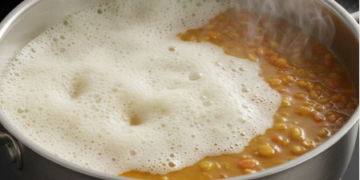 দাইলৰ ফেন বিষাক্ত নেকি? বদহজমৰ কাৰণ এয়াই নেকি? কিয় বদহজমৰ সমস্যা হয়?