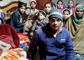 পুত্ৰ সন্তানৰ প্ৰত্যাশাৰেই ১০ জনী কন্যা, অৱশেষত ১৯ বছৰত একাদশতম সন্তান পুত্ৰ হ’ল এই দম্পতিৰ, তাৰপিছত