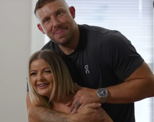 উপাৰ্জনৰ বাবে প্ৰেমিকক অন্য পুৰুষৰ শয্যাসংগী হ’বলৈ বাধ্য কৰিছে প্ৰেমিকাই! আয় শুনিলে চকু কঁপালত উঠিব আপোনাৰ