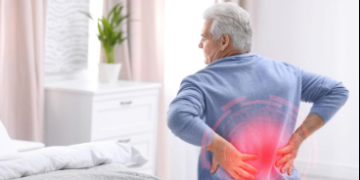 কিডনিত পাথৰ হৈছে নেকি সহজে বুজাৰ উপায় কি? কি কি লক্ষণ দেখিলে সাৱধান হ’ব?