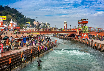অ-হিন্দুৰ প্ৰৱেশ নিষেধ, ছাইনবোৰ্ড হৰিদ্বাৰৰ এইকেইটা ঘাটত, কোন কোন এলেকাত এই নিয়ম লাঘু কৰা হৈছে?