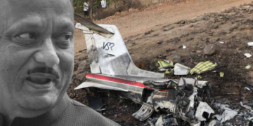 উৰণৰ ২৪ মিনিটৰ পাছতেই সংকেত বন্ধ! দুৰ্ঘটনাৰ মুহূৰ্তত গতি কিমান আছিল অজিত পাৱাৰে যাত্ৰা কৰা বিমানৰ, কিমান উচ্চতাৰ পৰা পৰিছিল বিমানখন?