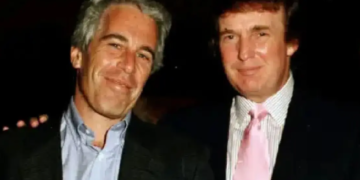 এপিষ্টনৰ প্ৰমোদ দ্বীপত কি চলিছিল, দ্বীপত চলা ঘটনা সম্পৰ্কে জানিলে হতচকিত হৈ উঠিব আপুনি