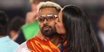 বিশ্বকাপ জয়ৰ নিশাই মাহিকাক মিছেচ সম্বোধন হাৰ্দিকৰ, হাৰ্দিকৰ নতুন প্ৰেয়সী মাহিকা শিক্ষাগত অৰ্হতা শুনিলে চকু কঁপালত উঠিব আপোনাৰ