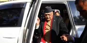 প্ৰধানমন্ত্ৰীৰ আসনত বহিয়েই জনতাক দিয়া প্ৰতিশ্ৰুতি পূৰণ, নেপালৰ প্ৰাক্তন প্ৰধানমন্ত্ৰী কে পি অলি শৰ্মাক গ্ৰেপ্তাৰ, গ্ৰেপ্তাৰ বিদায়ী গৃহমন্ত্ৰী ৰমেশ লেখককো