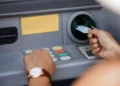 ATM ৰ পৰা ধন উলিওৱাৰ নিয়ম সলনি, ১ এপ্ৰিলৰ পৰা হ’ব কাৰ্যকৰী