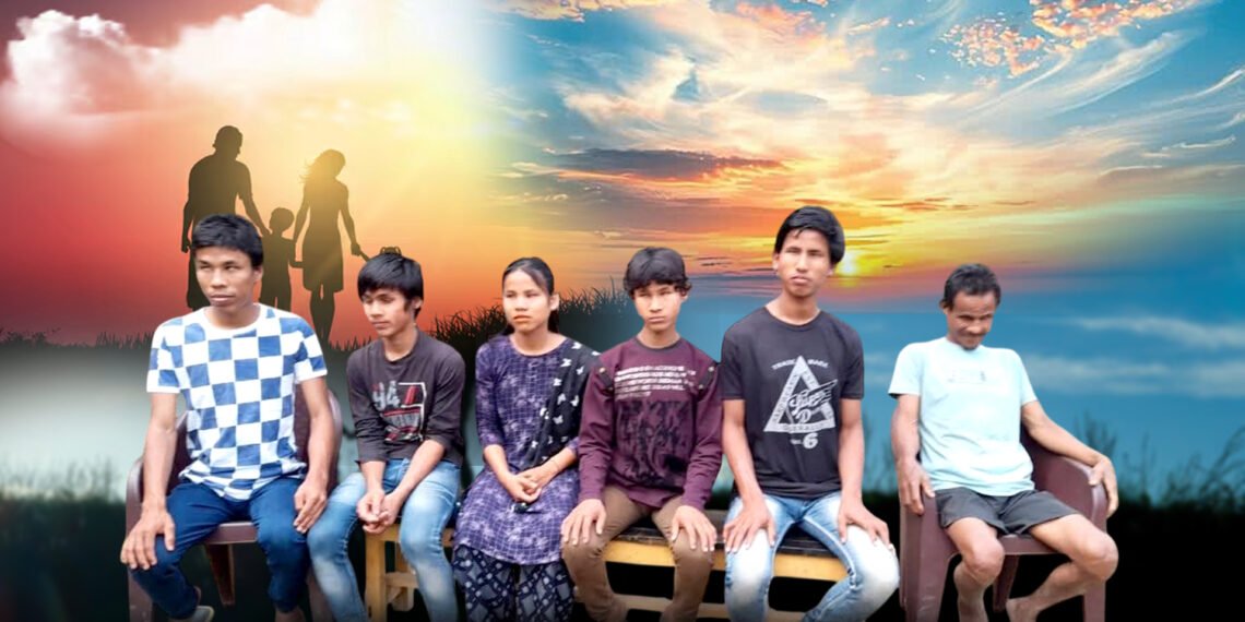 দুৰ্ভাগ্য নে অভিশাপ? অন্ধকাৰৰ সৈতে সহবাস একেটা পৰিয়ালৰ ৬ জনকৈ সদস্যৰ