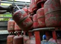 LPG চিলিণ্ডাৰৰ নতুন আপডেট, হ্ৰাস নে বৃদ্ধি পালে বুকিং?