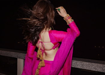 কেইবাগৰাকীও বয়ফ্ৰেণ্ড, বিচ্ছেদৰো সীমা নাই! ভাঙিছে ২ ক্ৰিকেটাৰৰ মনো, এতিয়া ১২০ কোটিৰ মালিক কোন এই জনপ্ৰিয় বলীউড অভিনেত্ৰী?