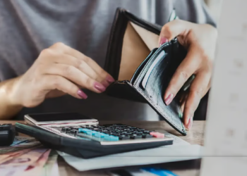 এপ্ৰিলে সুসময় কঢ়িয়াই আনিব এইসকল লোকৰ বাবে, অৰ্থনৈতিকভাৱে শক্তিশালী হ’ব এই ৪ৰাশিৰ জাতক